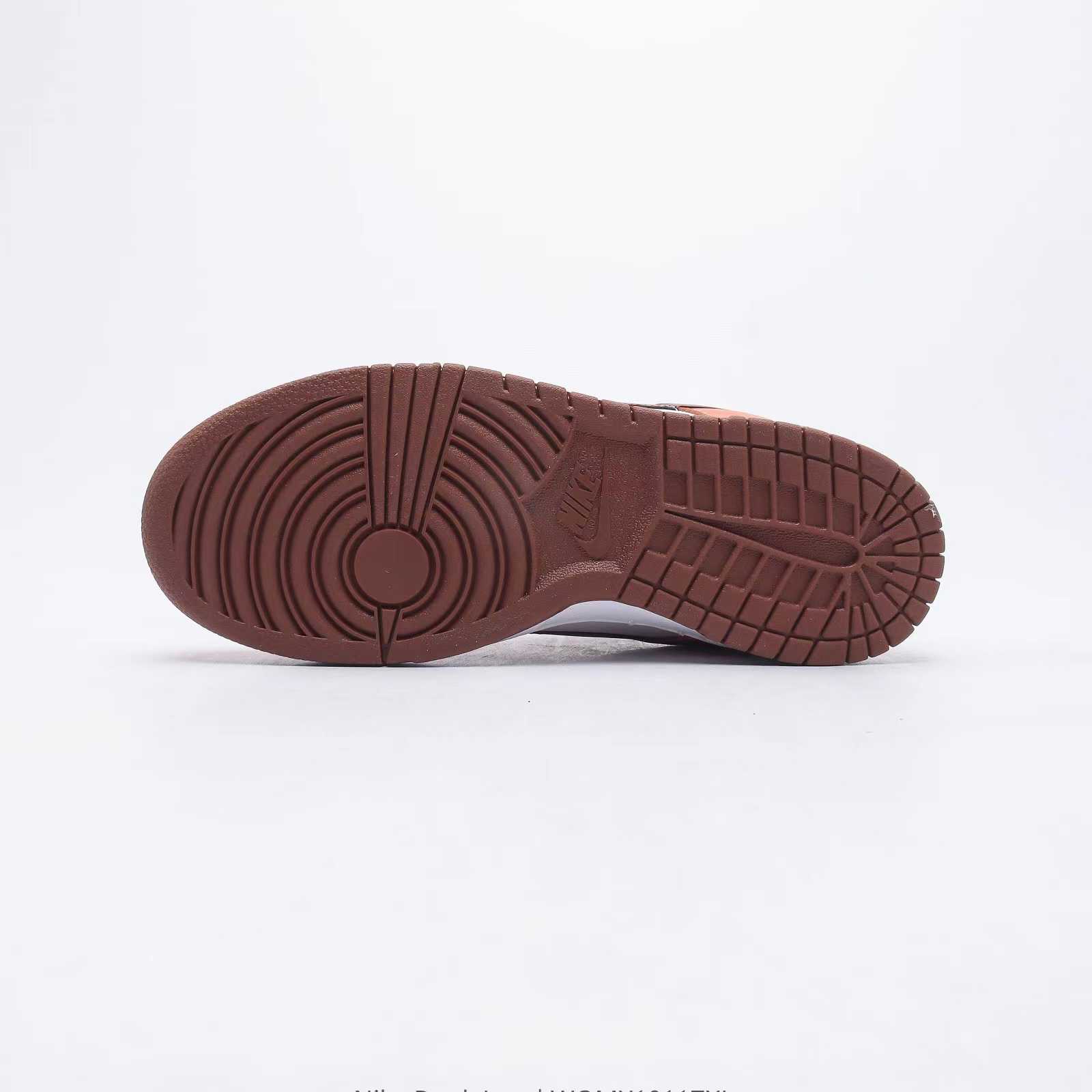 Nike 2021 Wms Dunk  Low 'Bronze Eclipse' Sneaker  DQ4607 - DesignerGu