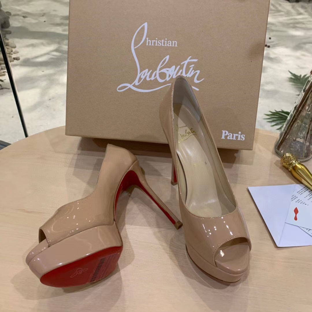 Christian Louboutin Lady Peep Patent Leather Heels - 