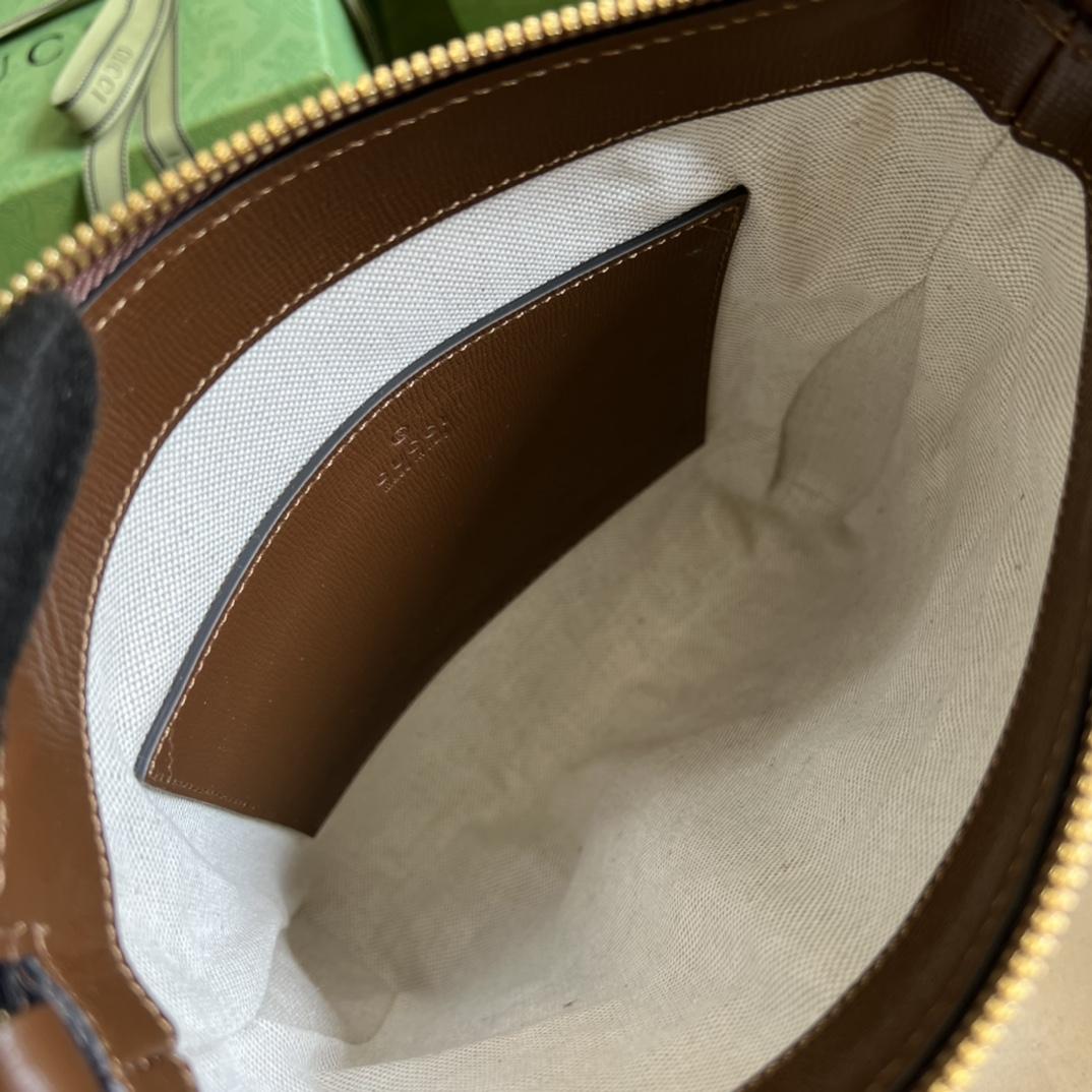 Gucci GG Supreme Messenger Bag(21-23.5-4.5cm)   - 