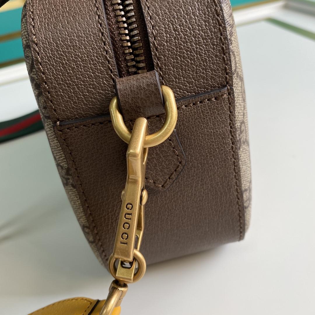 Gucci Neo Vintage GG Supreme Messenger Bag(24-15-7.6cm)   - DesignerGu