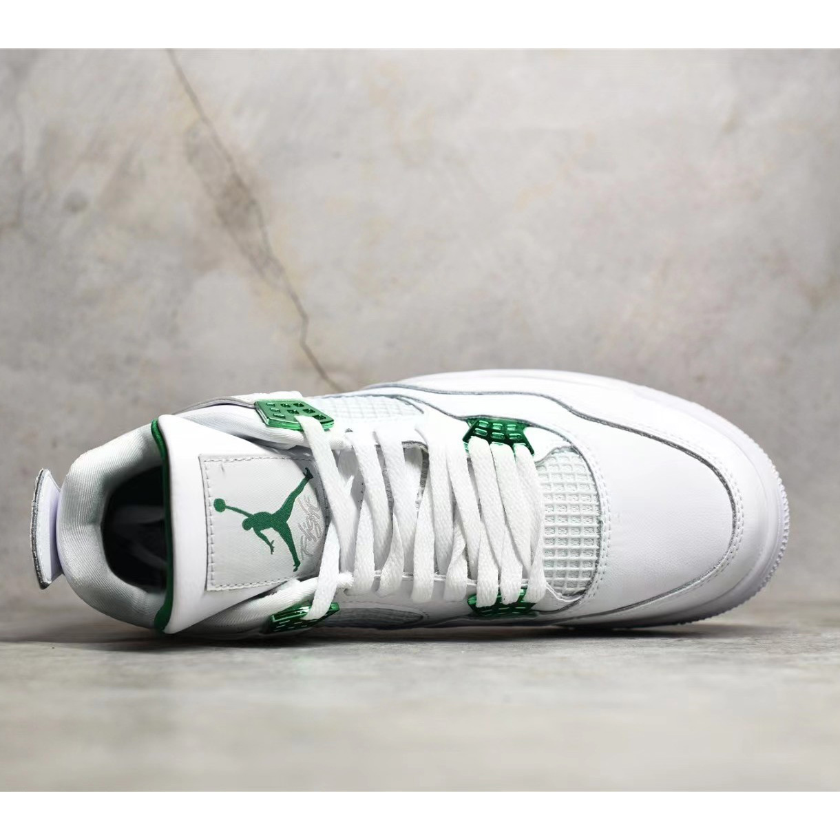 Air Jordan 4 Retro Sneaker      ct8527-113 - 