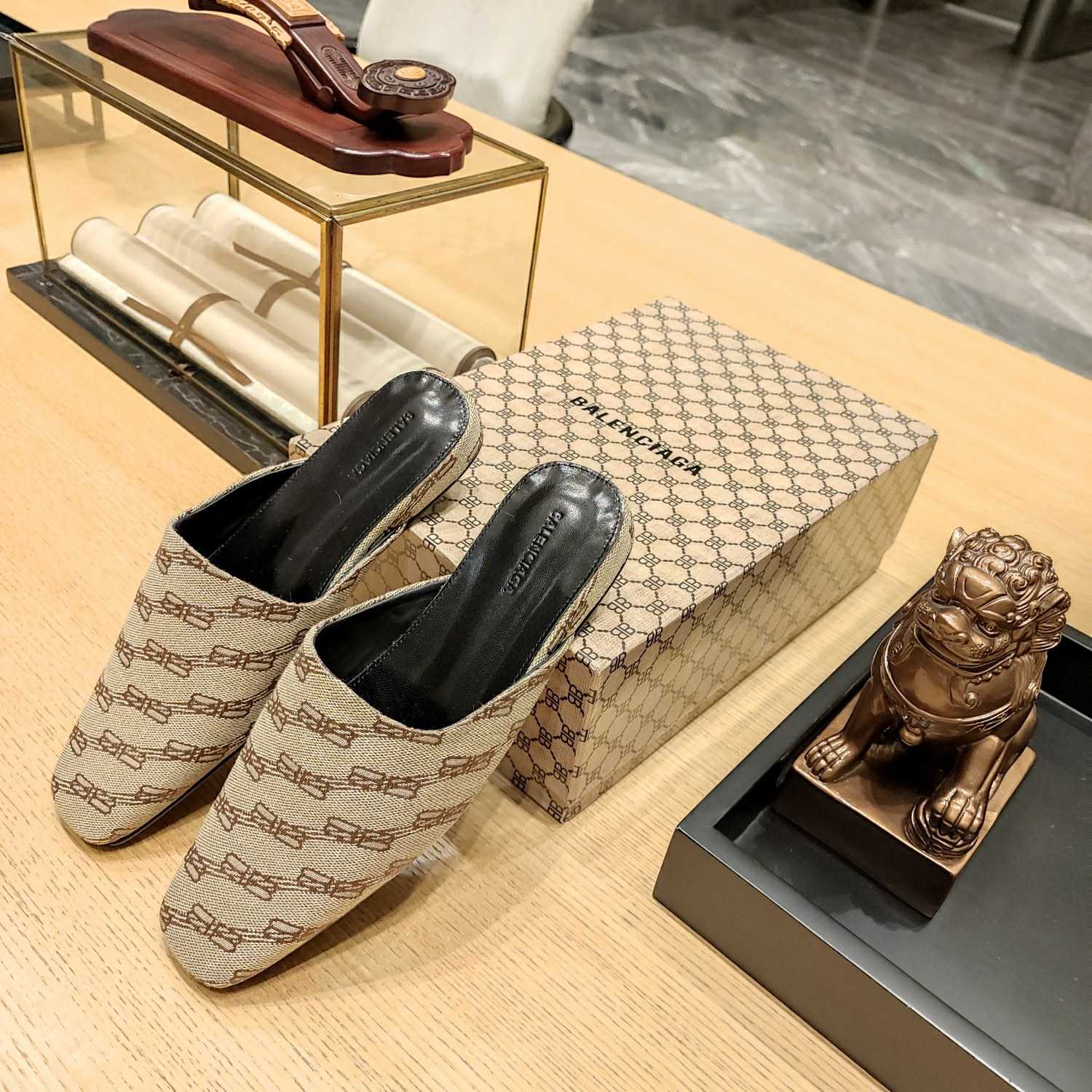 Balenciaga Women's Cosy Mule BB Monogram In Beige  - 