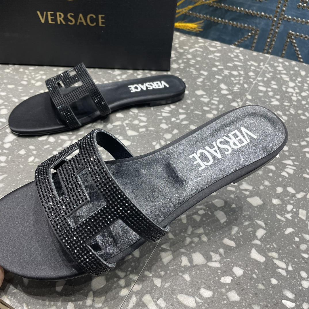 Versace Greca Maze Crystal Flat Sandals - 