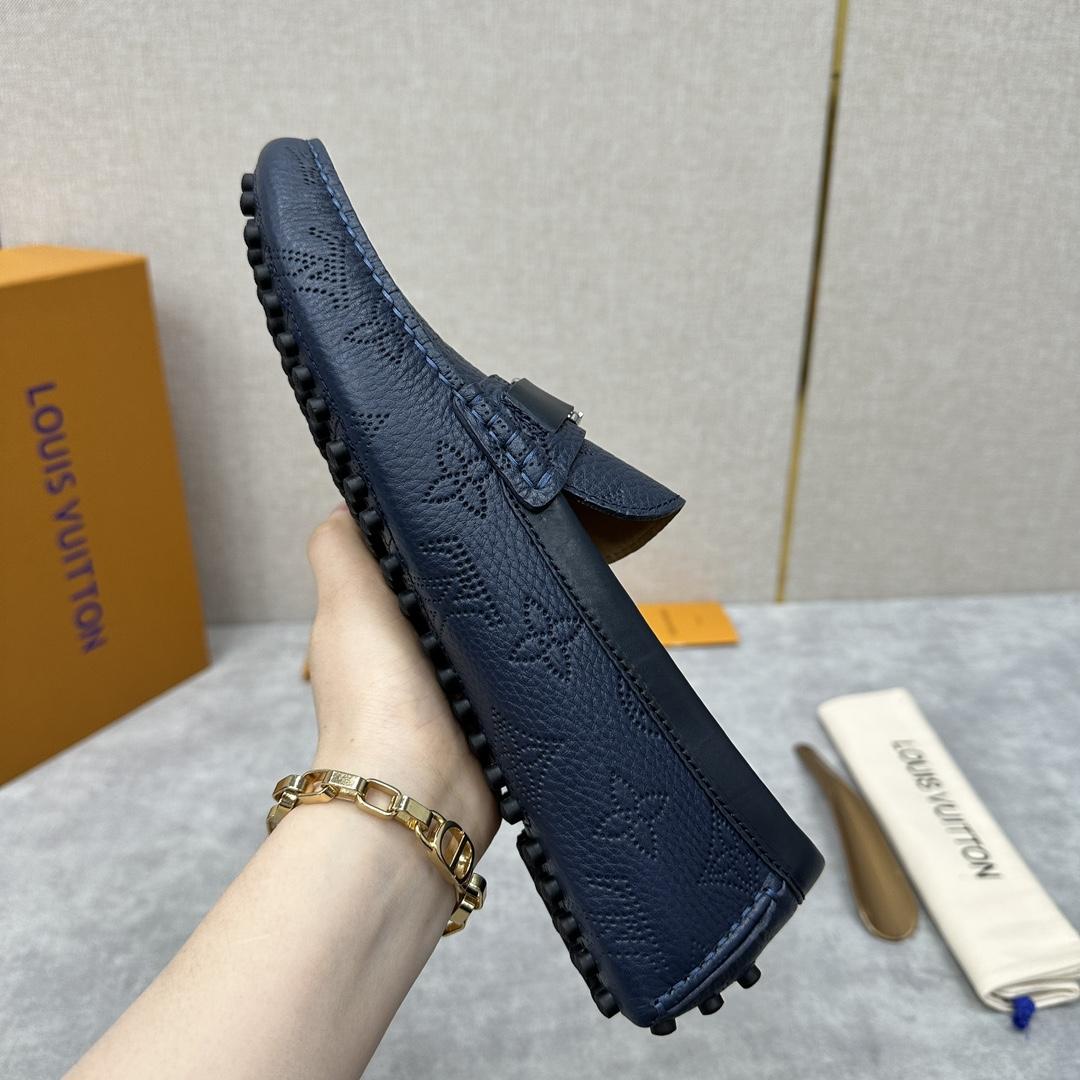Louis Vuitton Hockenheim Moccasin - 