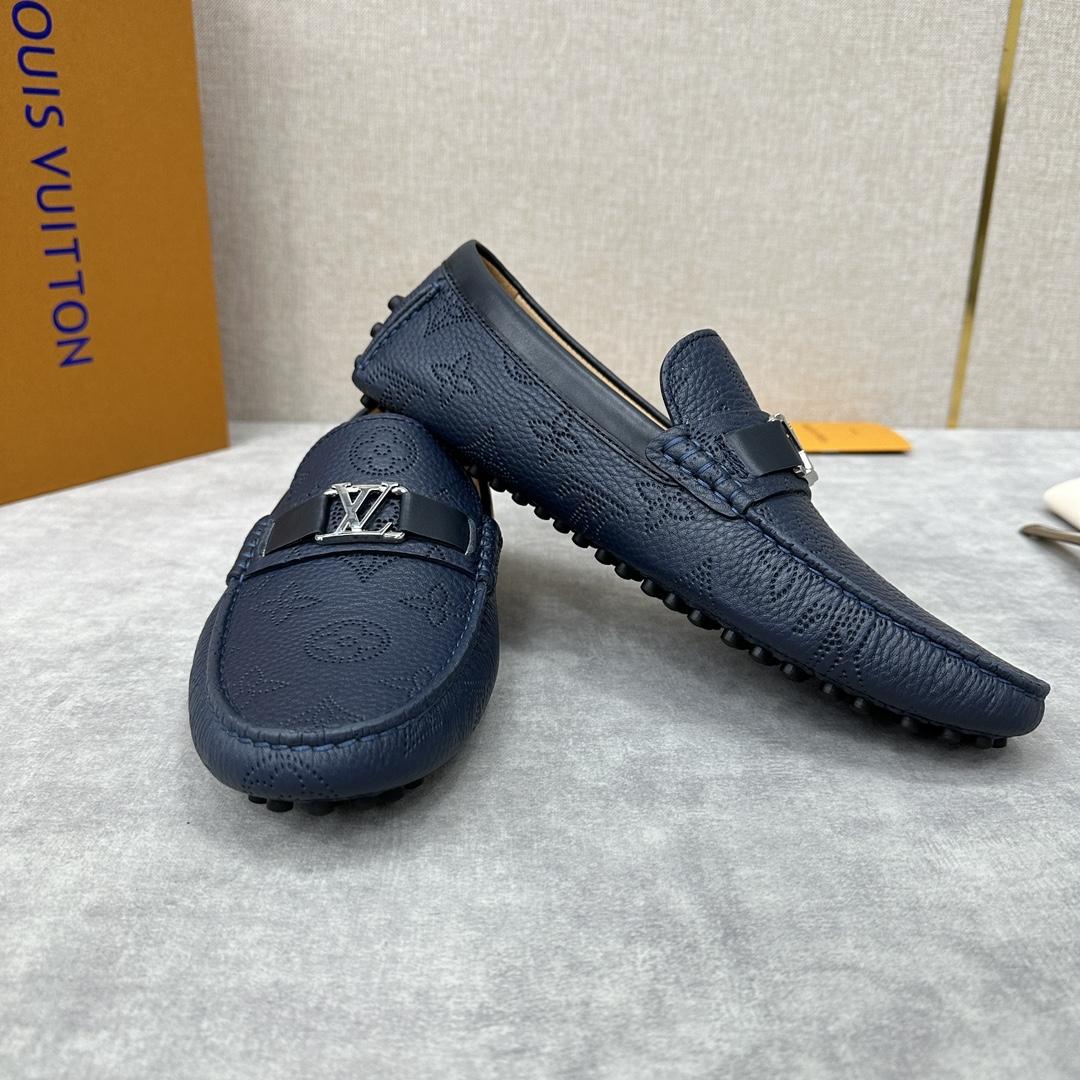 Louis Vuitton Hockenheim Moccasin - 