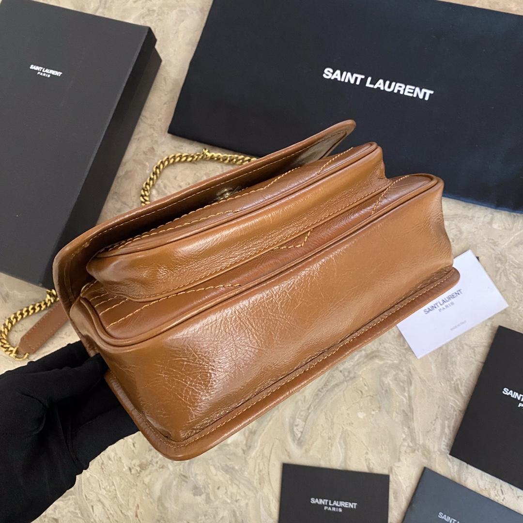 Saint Laurent Niki Medium In Vintage Leather (22×16×12cm) - DesignerGu