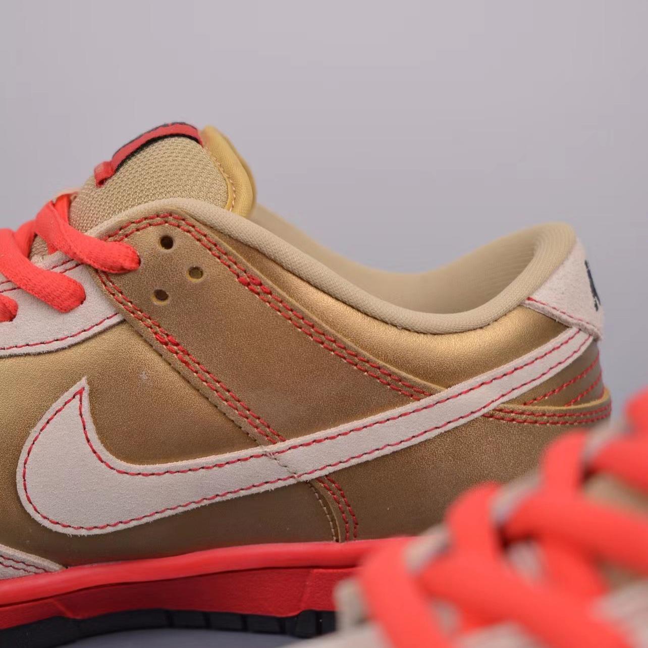 Nike SB ZOOM Dunk Low Sneakers     304292 771698 - 