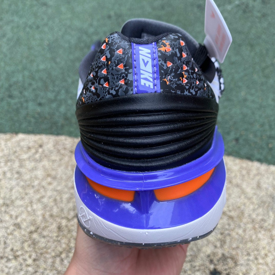 Nike Air Zoom GT Cut 2 Sneaker      FN8890-101 - 