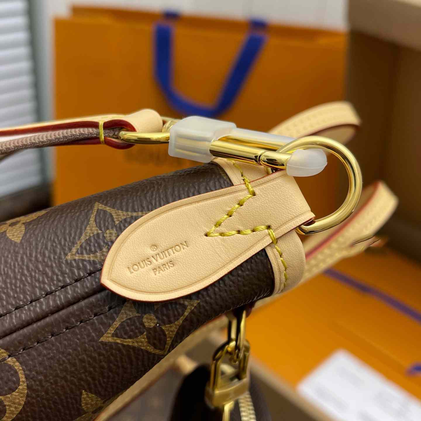 Louis Vuitton Neverfull BB   M46705 - 