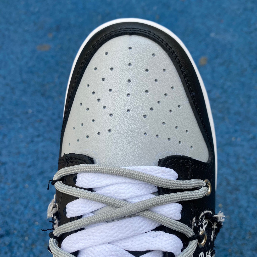 Nike Dunk Low Sneakers       DV0831-002 - 