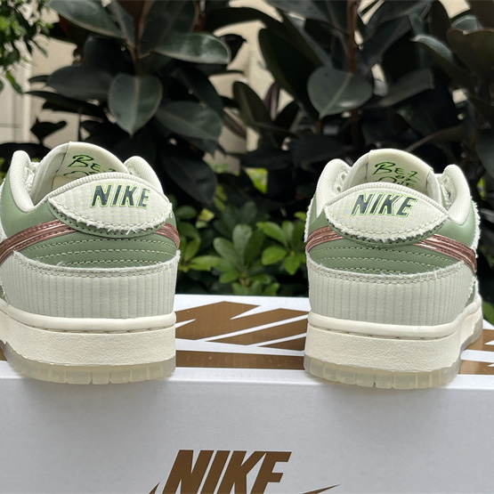 Nike Dunk Low “Be 1 of One” Sneaker      FQ0269-001 - 
