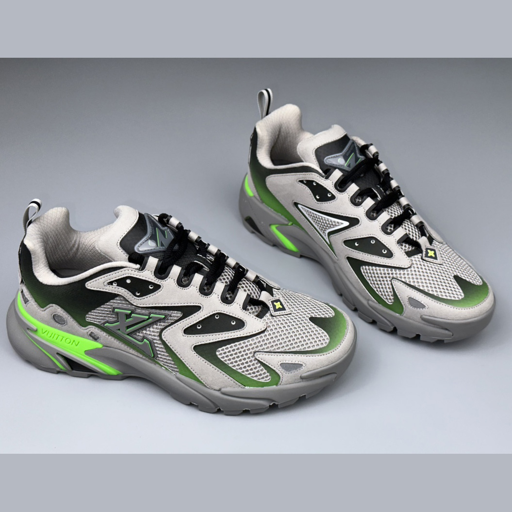 Louis Vuitton Runner Tatic Sneaker(Upon UK Size)     - 