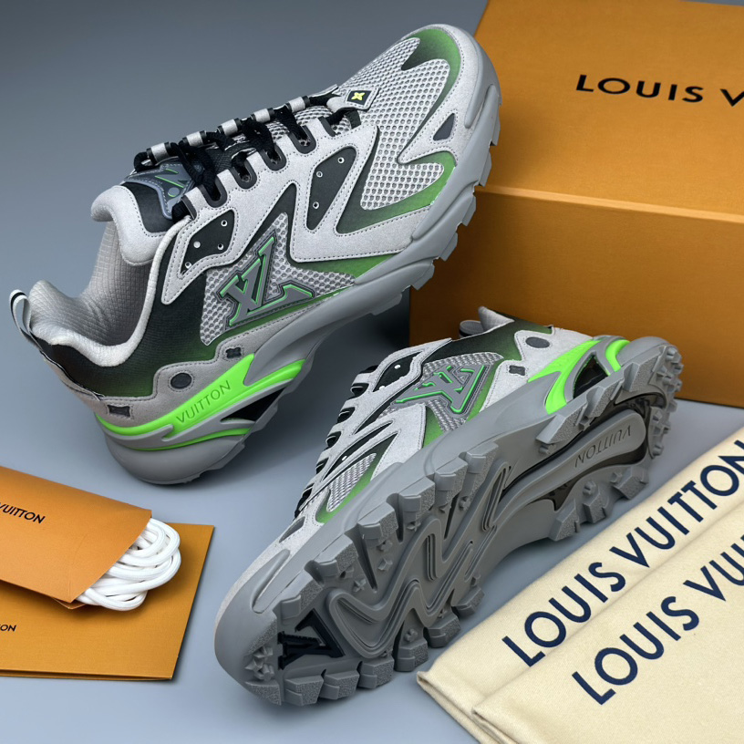 Louis Vuitton Runner Tatic Sneaker(Upon UK Size)     - 