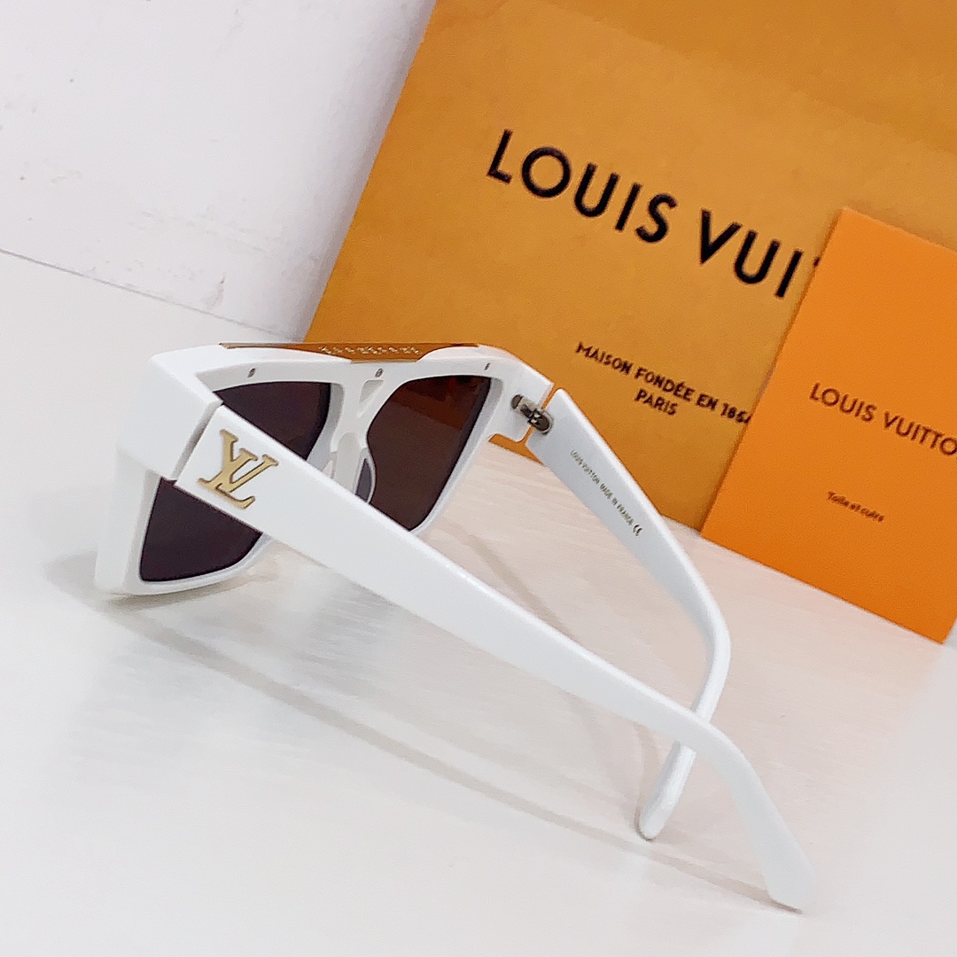 Louis Vuitton 1.1 Evidence Sunglasses   Z1503 - 