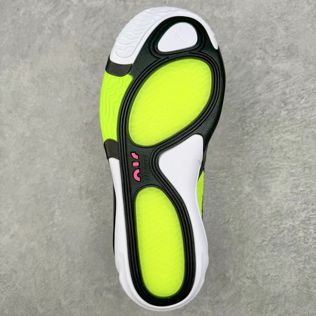Jordan Tatum 2 'Momma's Boy' Sneakers      FJ6457-001 - 