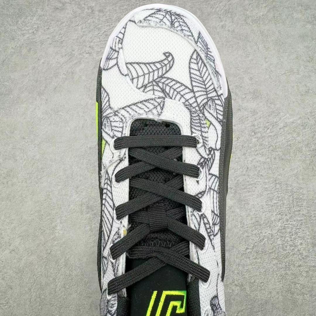 Jordan Tatum 2 'Momma's Boy' Sneakers      FJ6457-001 - 