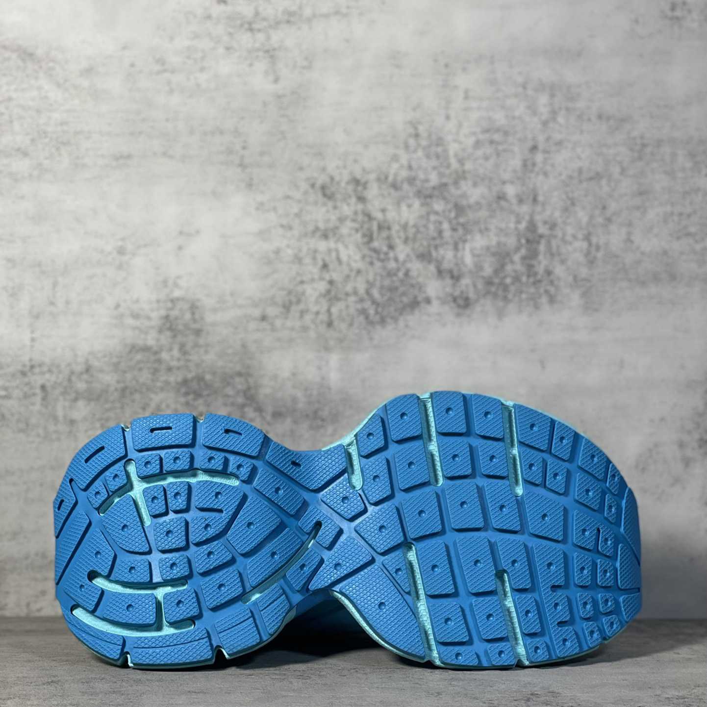 Balenciaga 3XL Sneaker In Blue - 