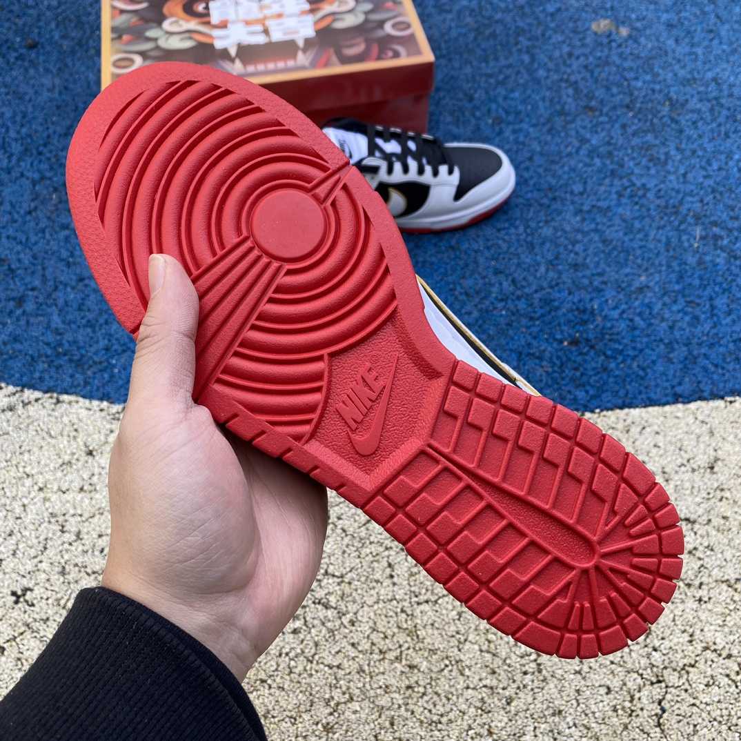 Nike Dunk Low CNY Sneaker        FD9762-061 - 