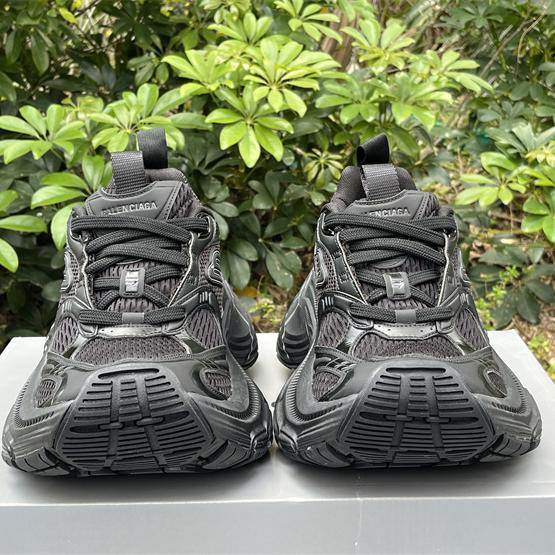 Balenciaga 10XL Sneaker  - 