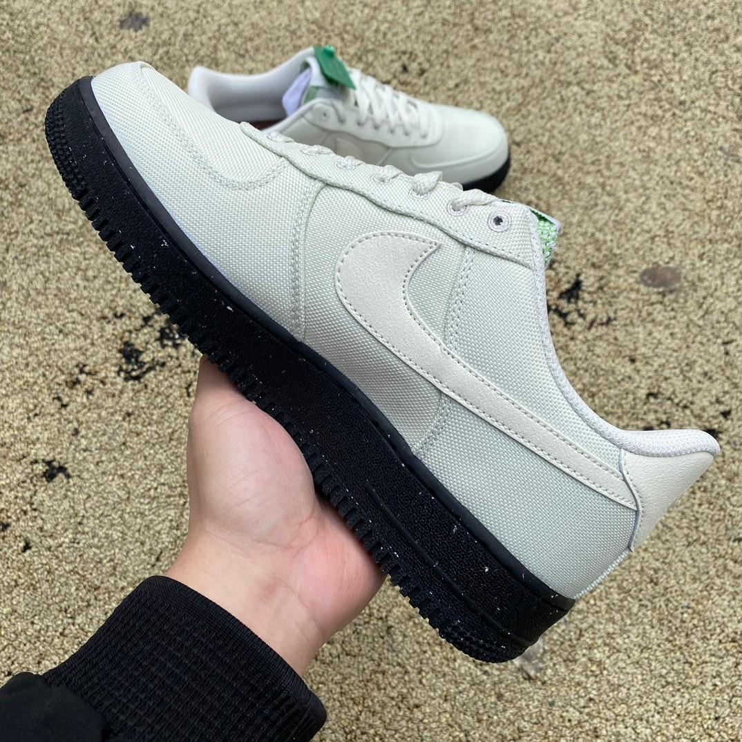 Nike Air Force 1 LV8 Sneaker      FJ3289-001 - 