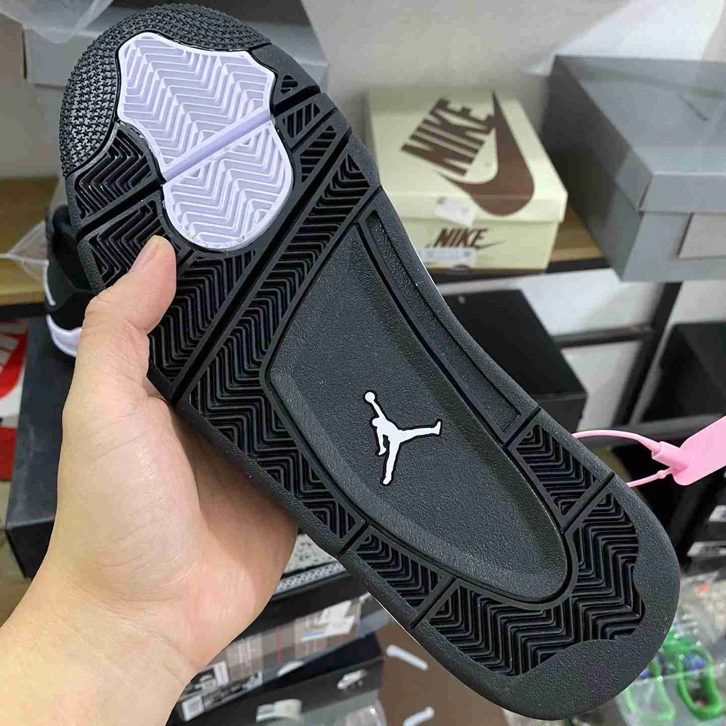 Air Jordan 4 Sneakers     fq8138-001 - 