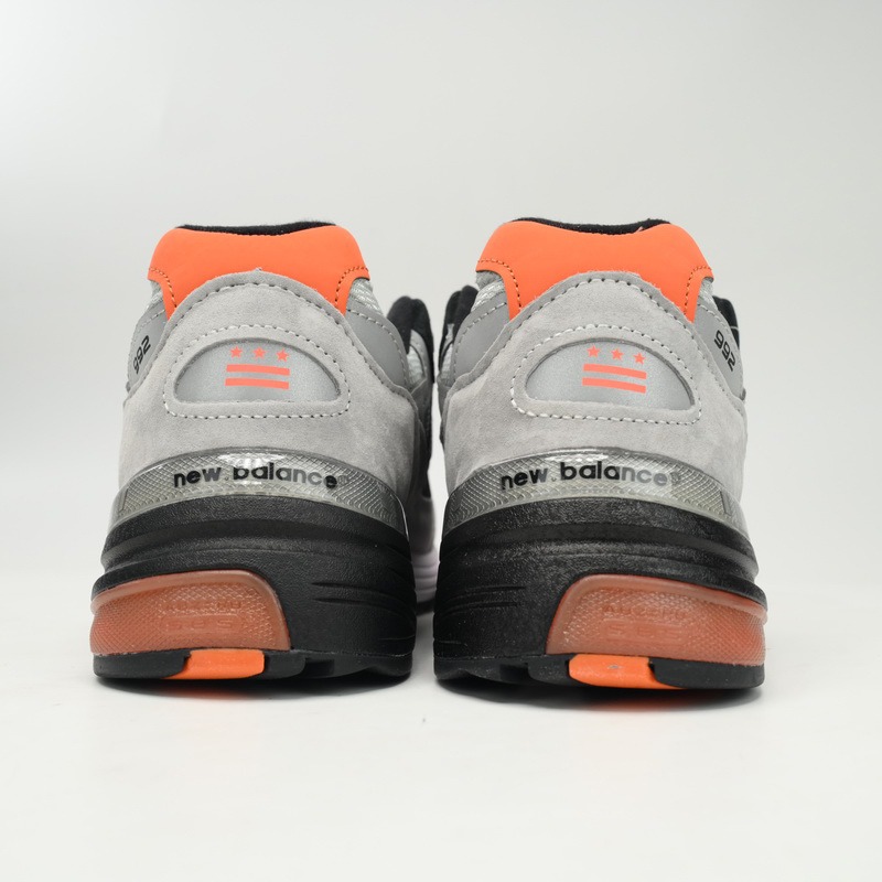 New Balance 992 Gray Orange Sneakers      M992GBO   - 