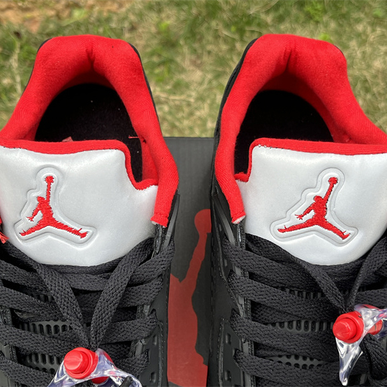Air Jordan 5 Low “Alternate” Sneakers      819171-001 - 
