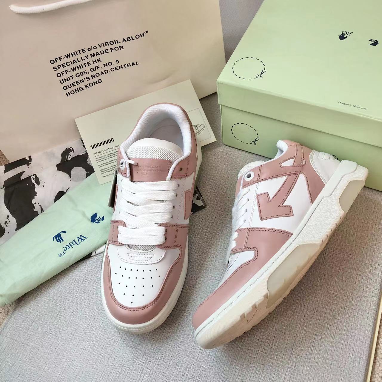 Off-White Out Of Office Lace-Up Sneakers - 