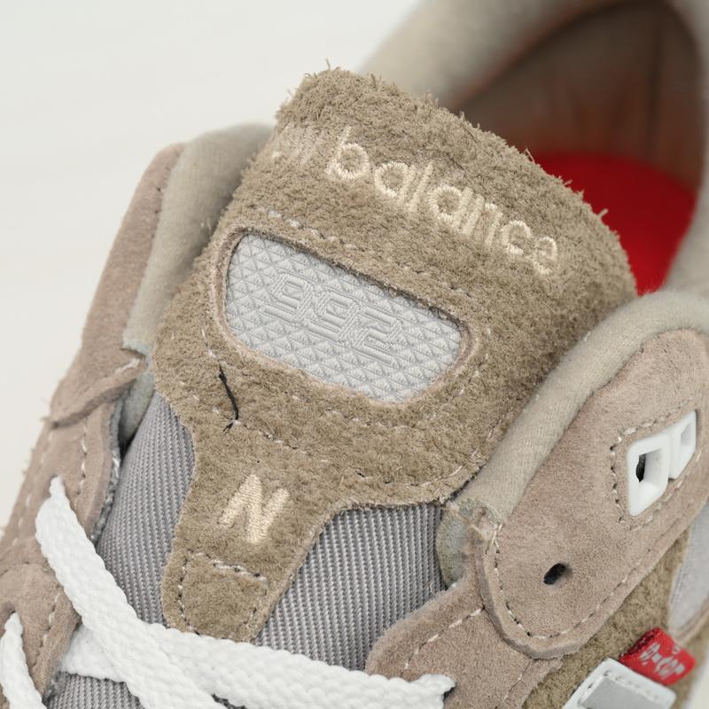 New Balance 992 Levi's Sneakers      M992LV  - 