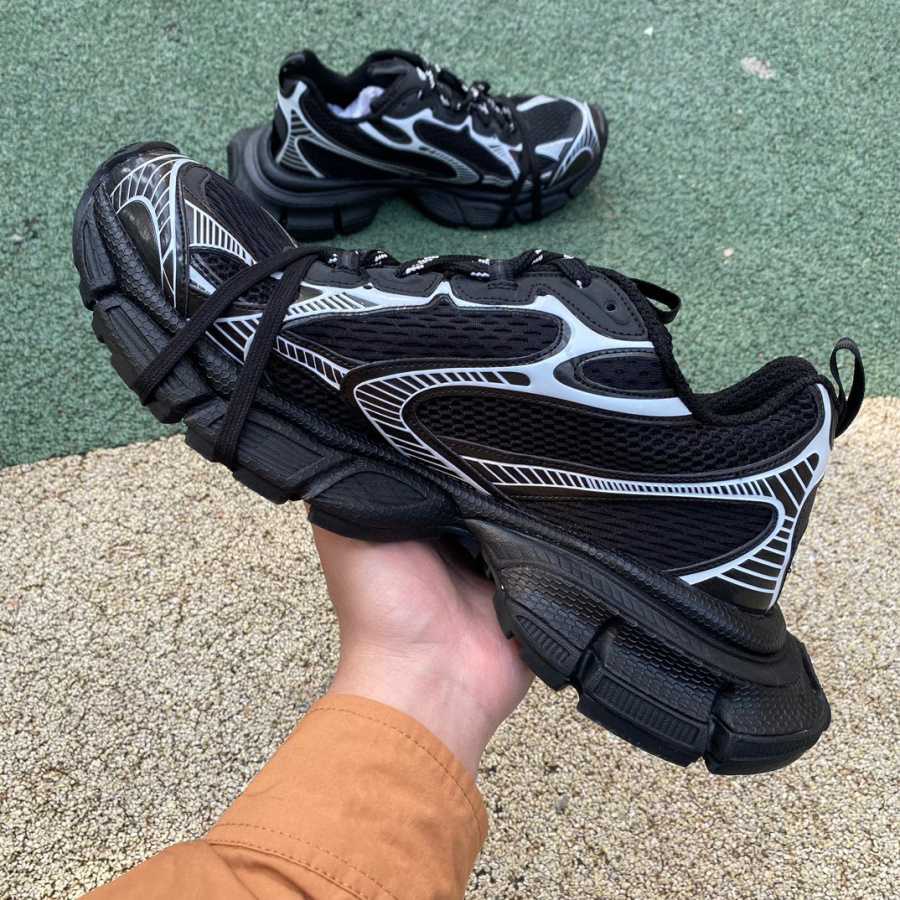 Balenciaga 3XL Sneakers - 