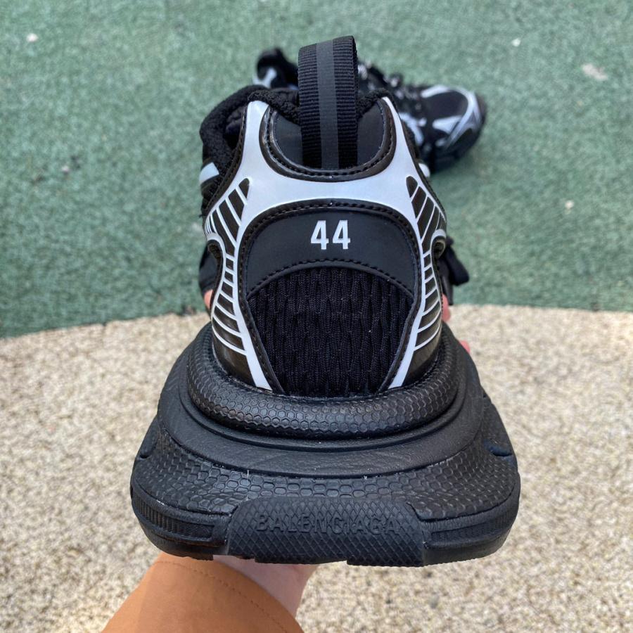 Balenciaga 3XL Sneakers - 