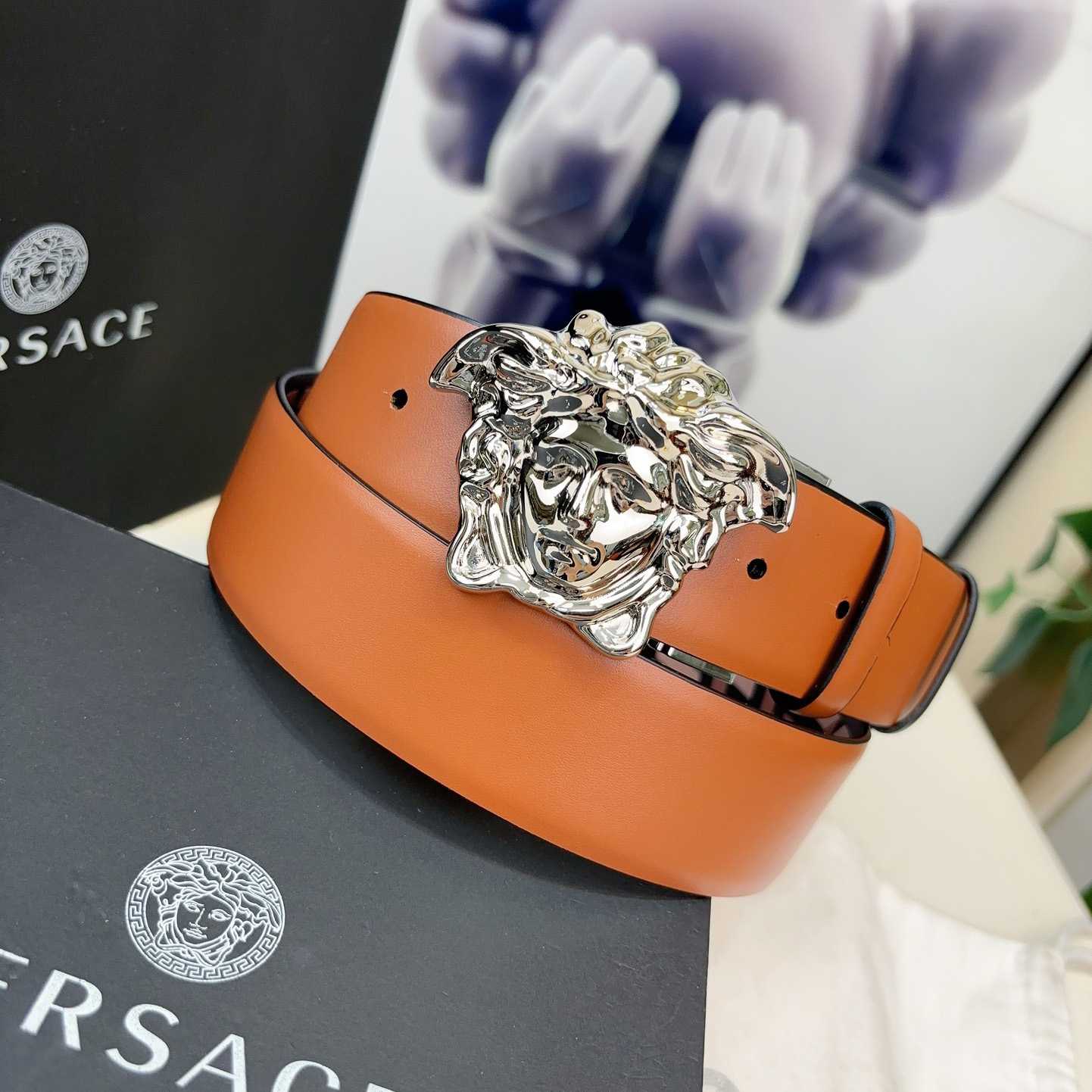 Versace Reversible Leather Belt    40mm - 