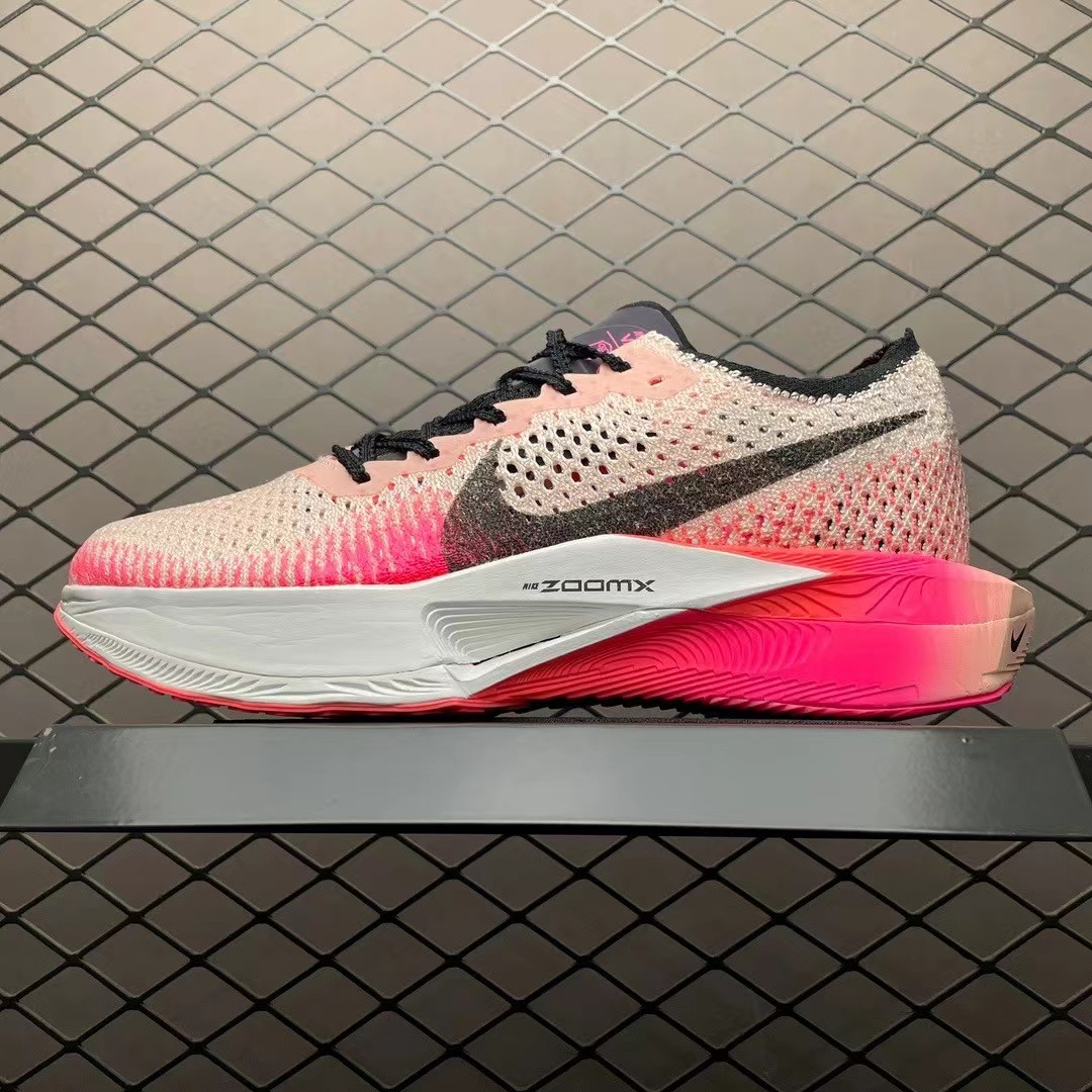 Nike Zoom X Vaporfly NEXT Sneakers      FQ8109-331 - 