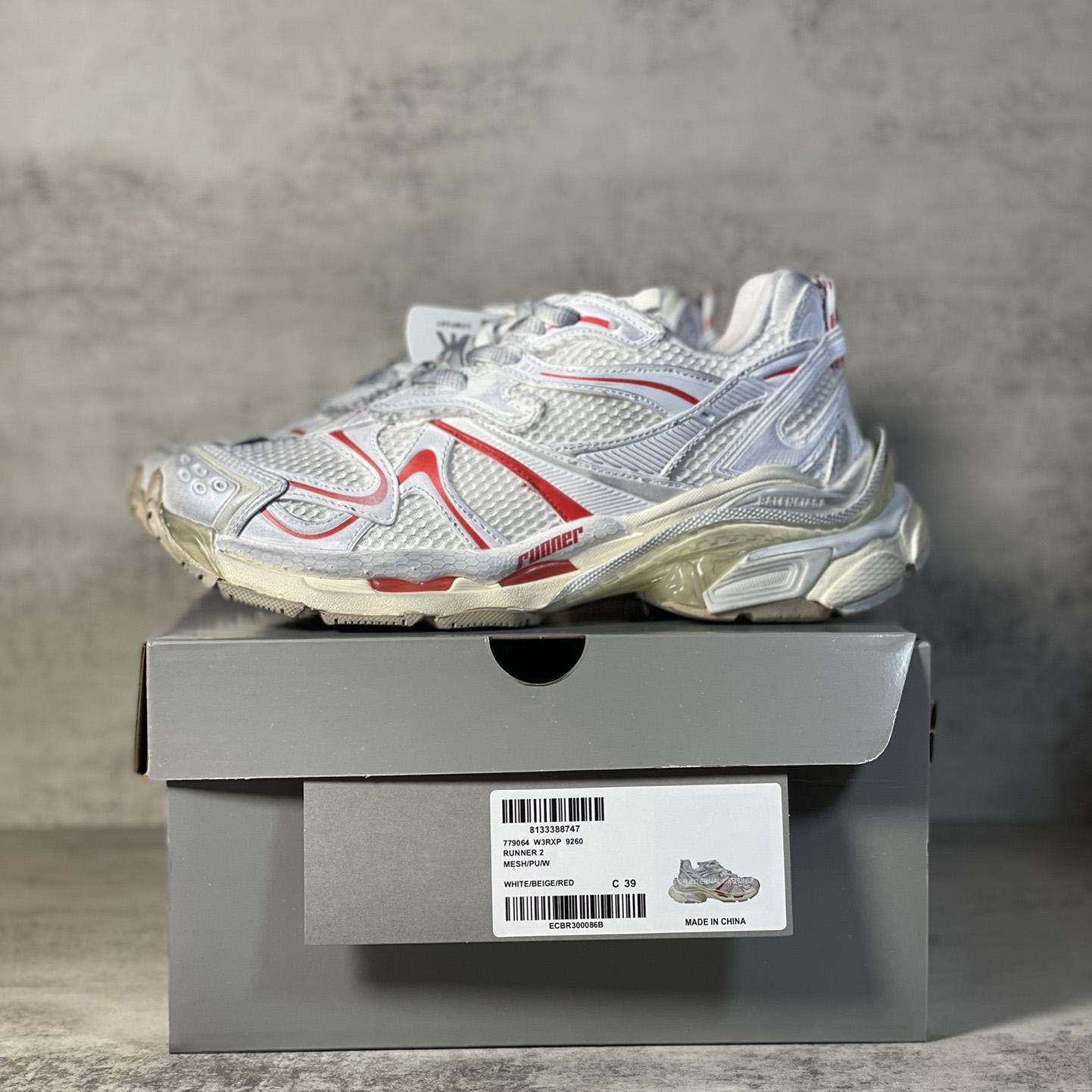 Balenciaga Runner Sneaker  - 
