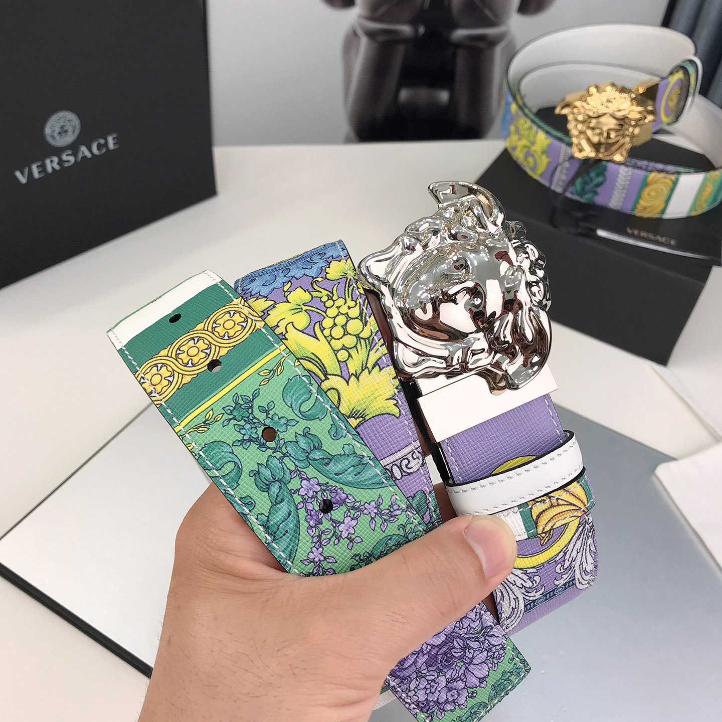 Versace Reversible Barocco Medusa Leather Belt   40mm - 