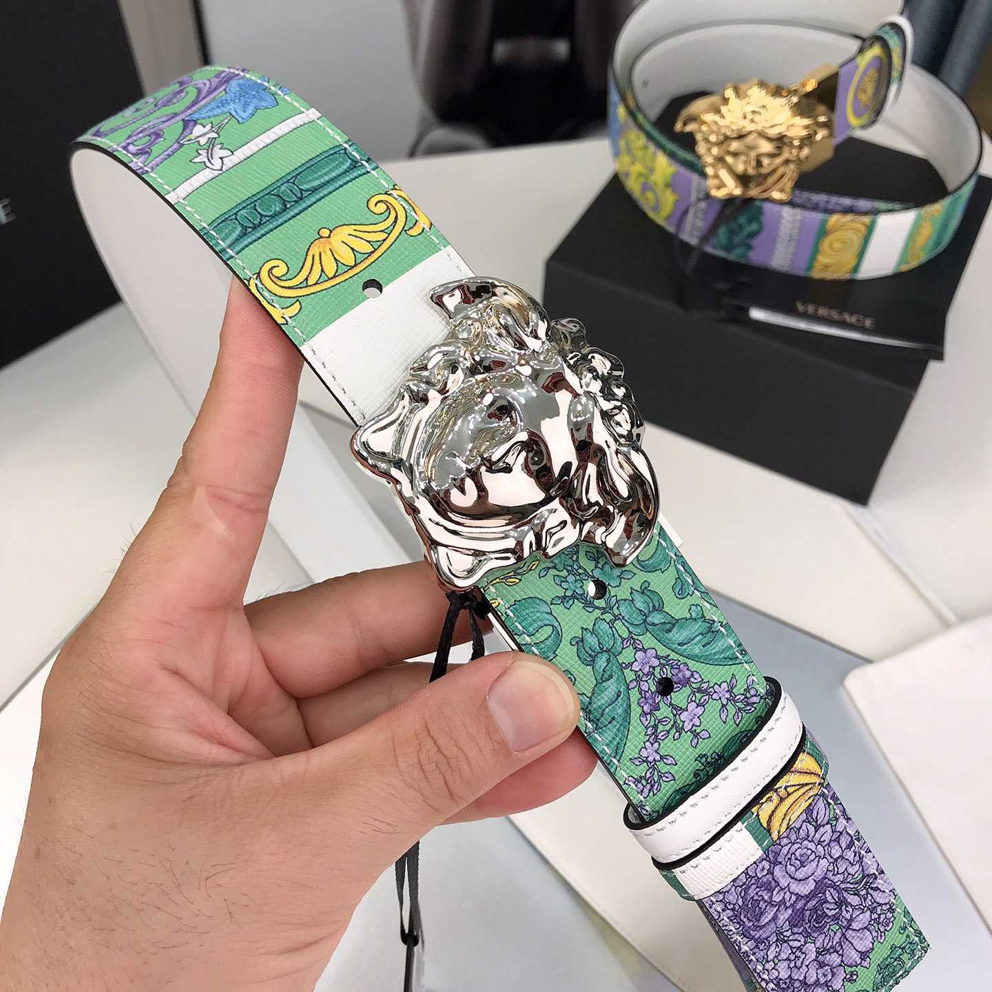 Versace Reversible Barocco Medusa Leather Belt   40mm - 