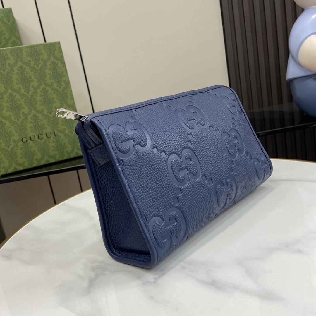 Gucci Jumbo GG Pouch (28.5x 18x 9cm) - 