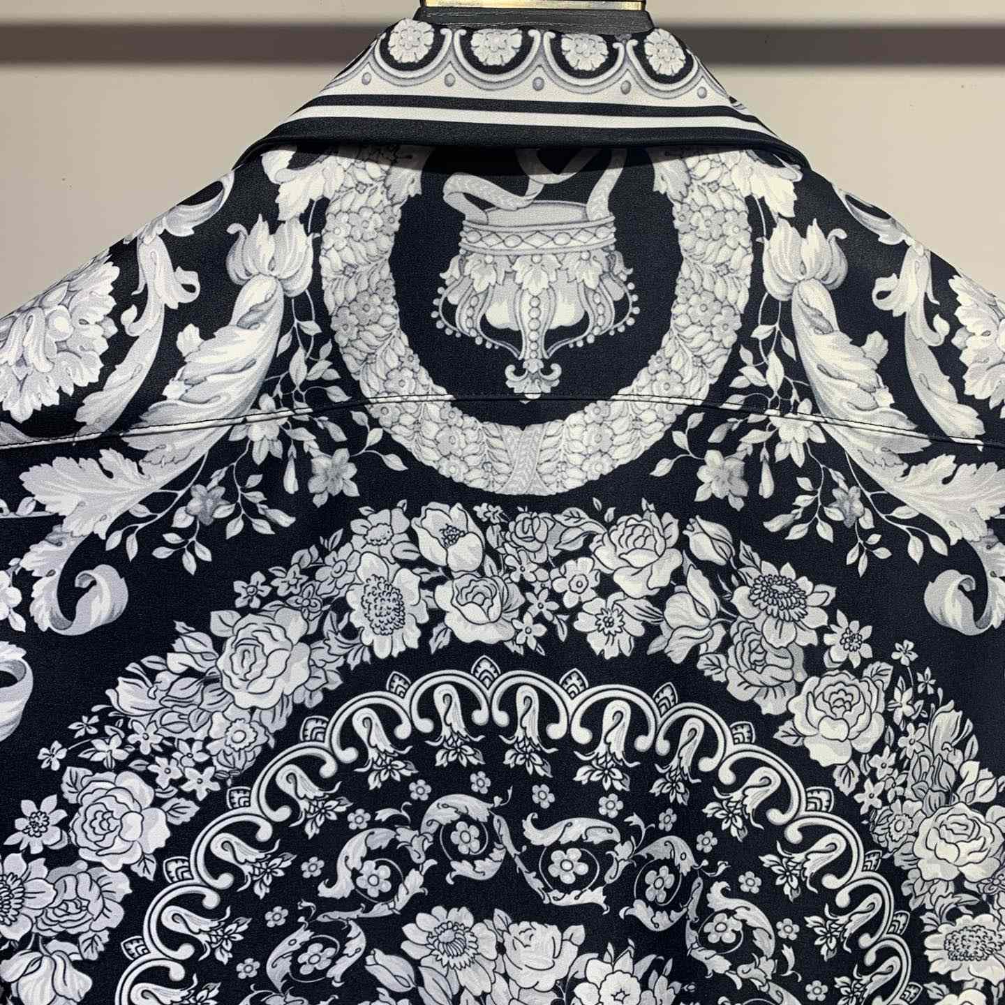 Versace Barocco Print Silk Shirt - 