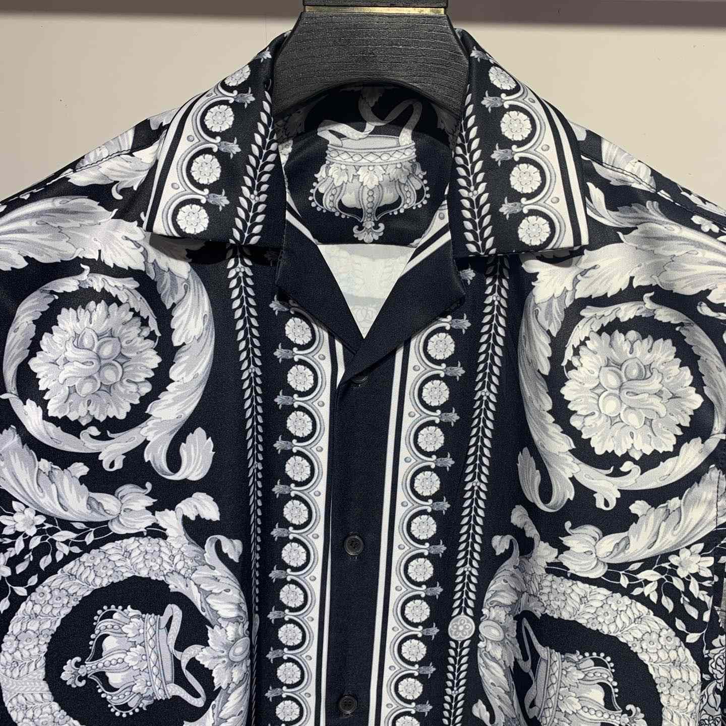Versace Barocco Print Silk Shirt - 