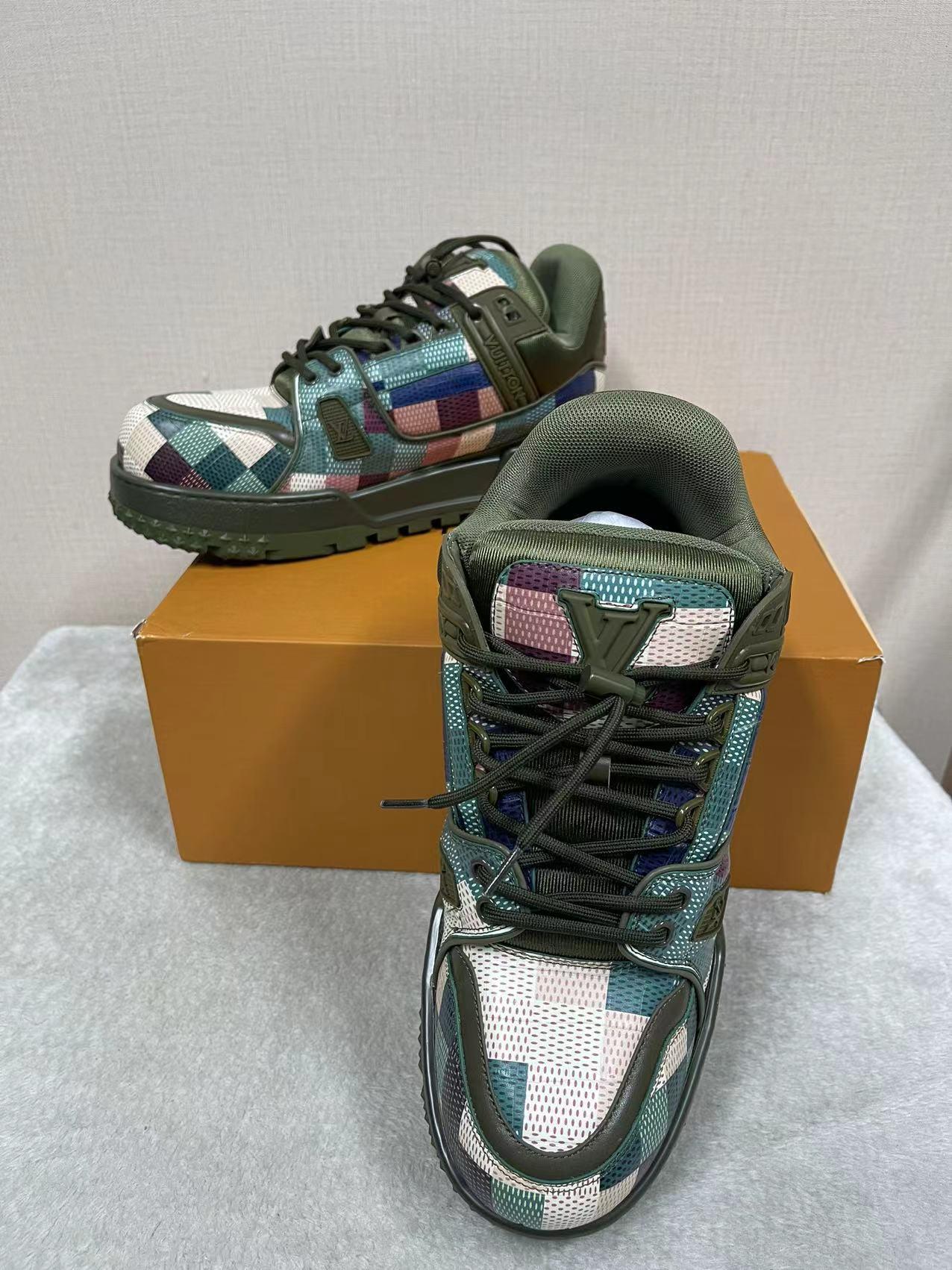 Louis Vuitton LV Trainer Maxi Sneaker   1ACNCZ - 