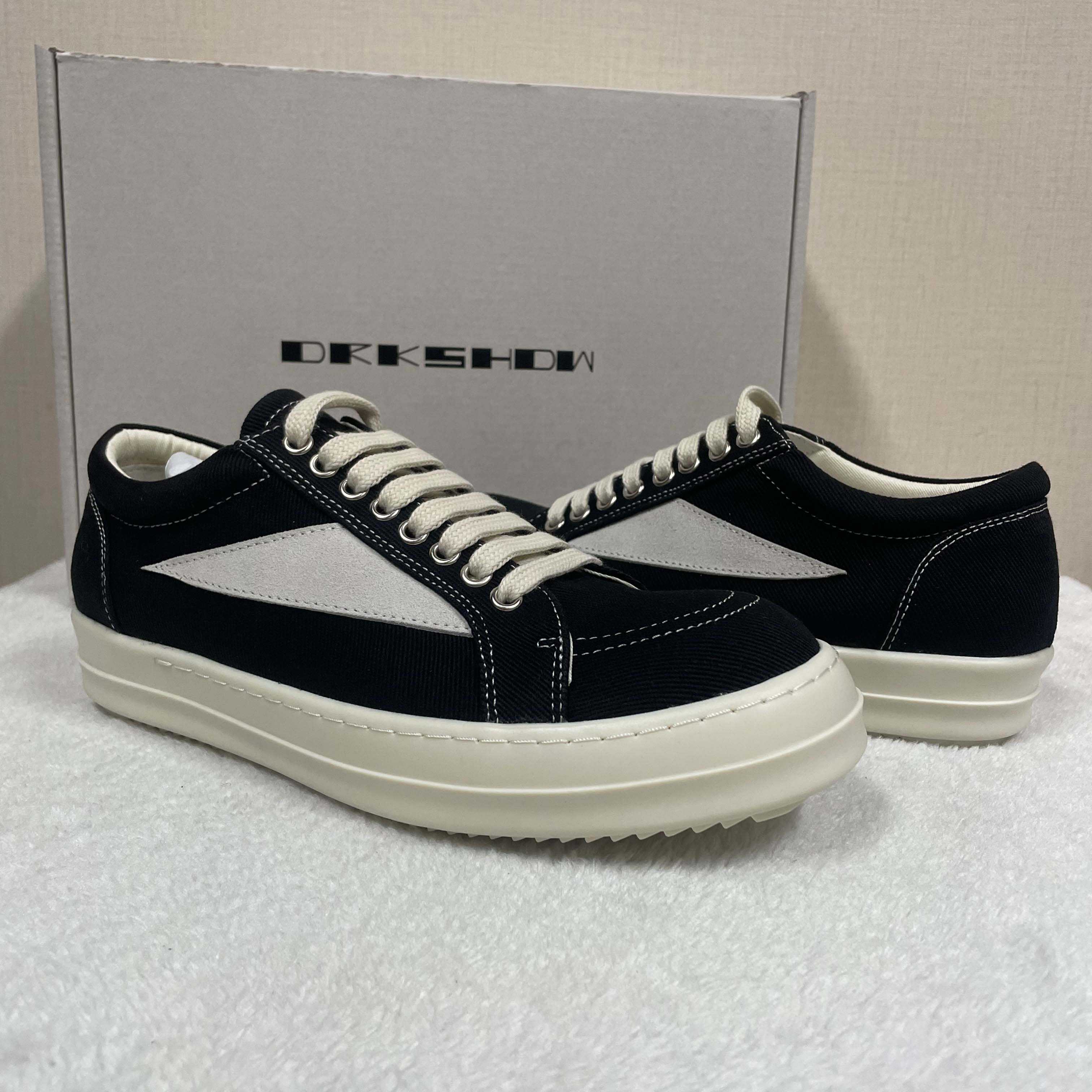 Rick Owens Low-top Sneakers  - DesignerGu