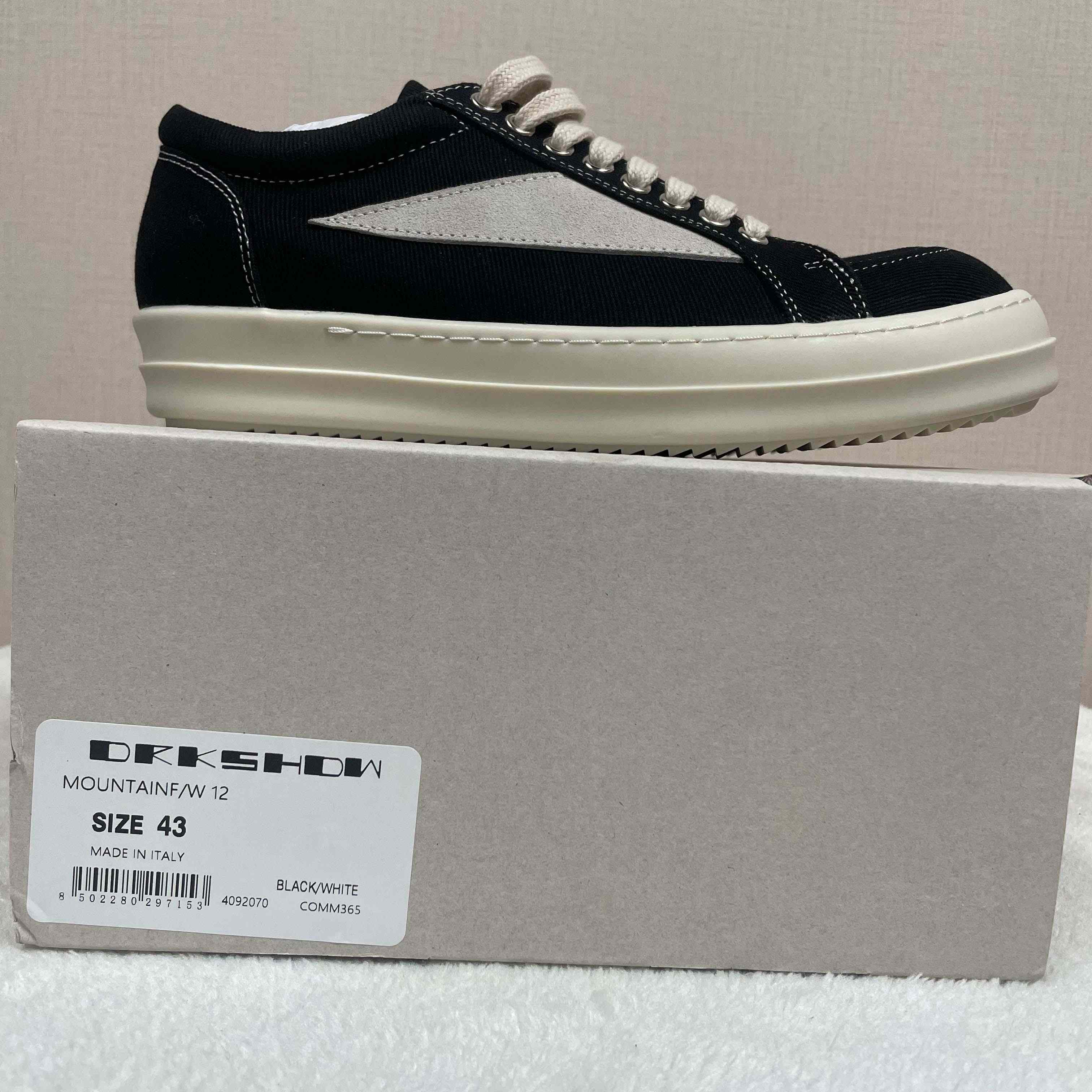 Rick Owens Low-top Sneakers  - DesignerGu