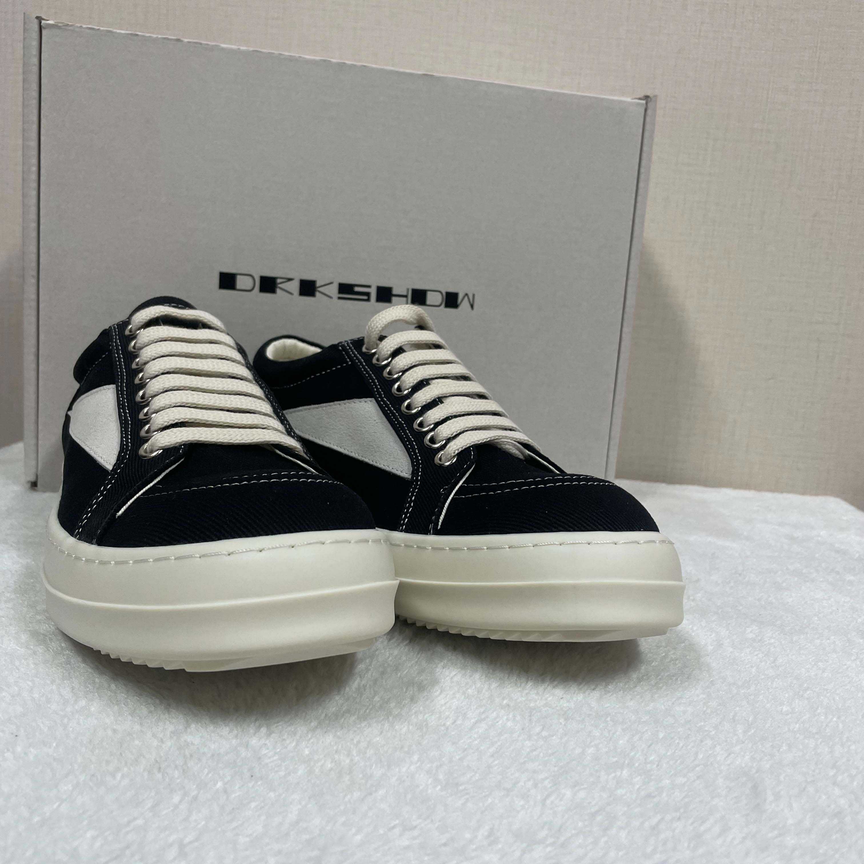 Rick Owens Low-top Sneakers  - DesignerGu