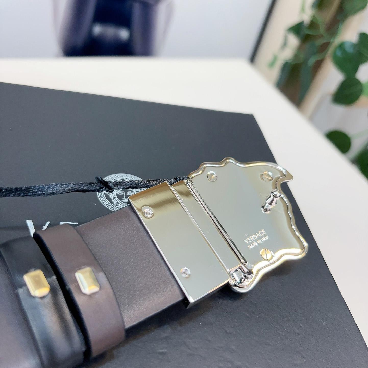 Versace Reversible Leather Belt    40mm - 