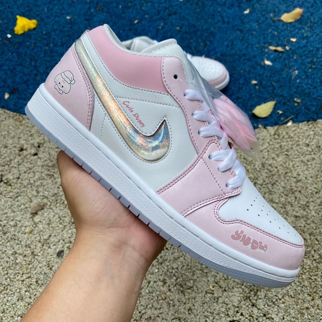 Air Jordan 1 Low Sneaker     FQ9112-100 - 