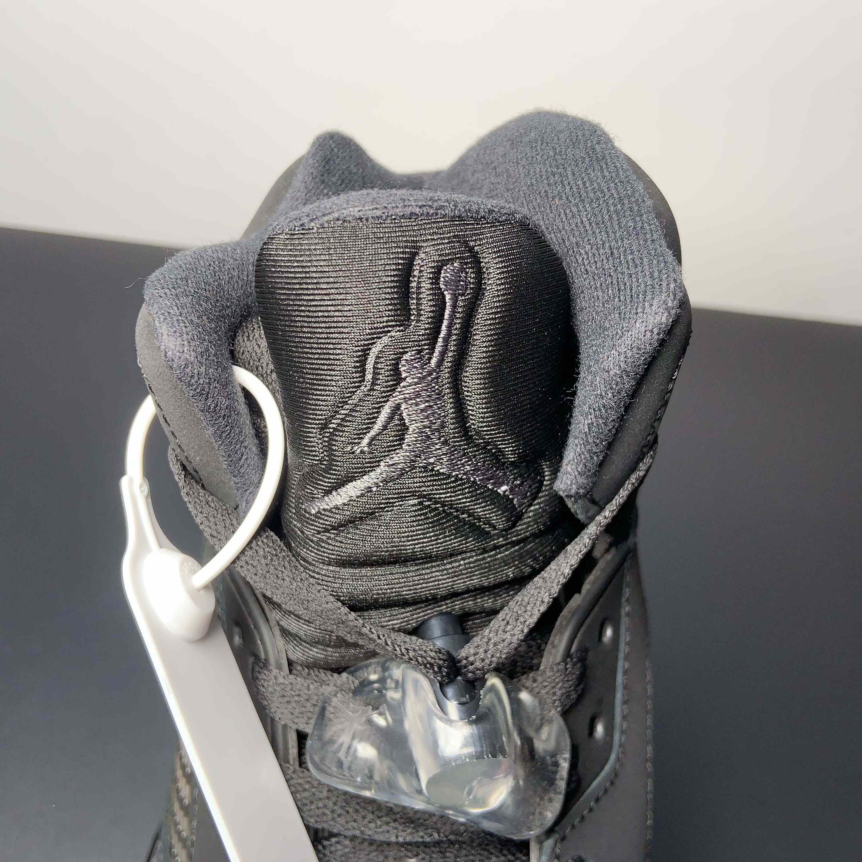 Air Jordan 5 Retro"Black Cat” Sneakers    FZ2239-001  - 