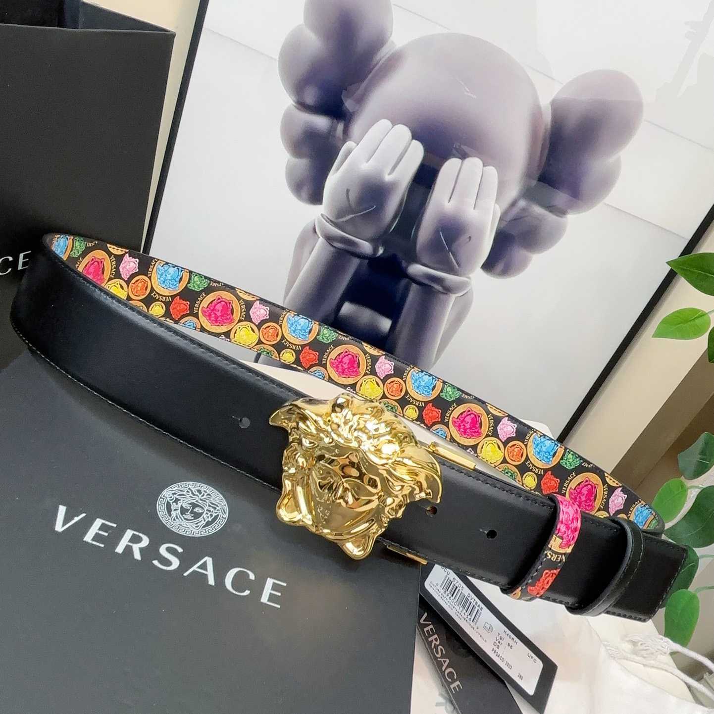 Versace Medusa Medallion Print Reversible Leather Belt   40mm - 