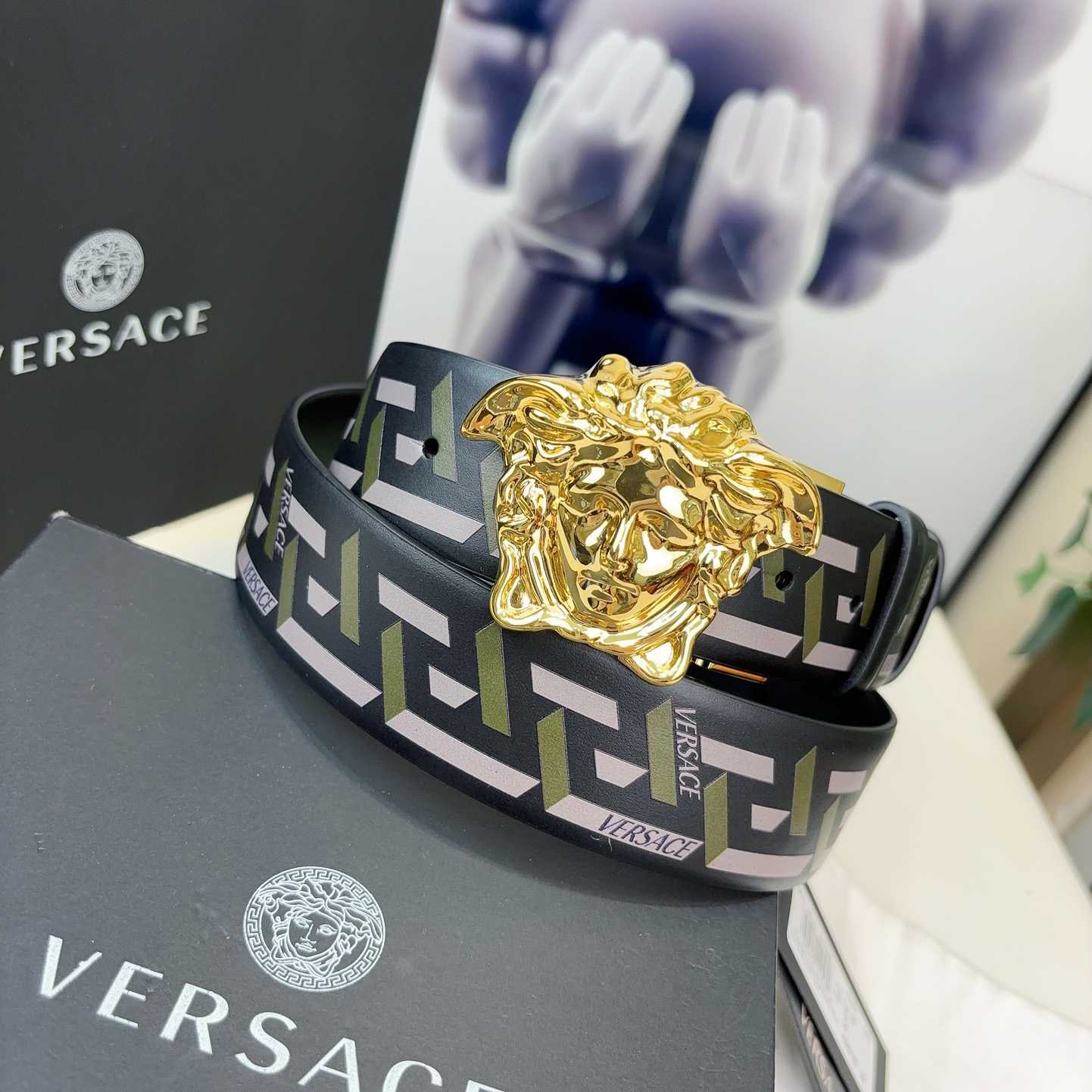Versace Reversible Leather Belt    40mm - 