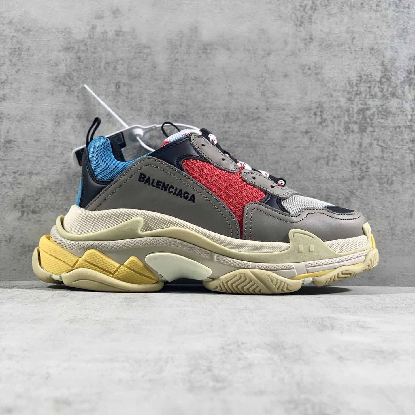 Balenciaga Triple S Sneaker  - 