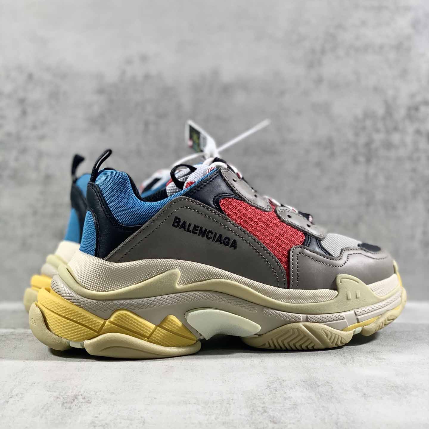 Balenciaga Triple S Sneaker  - 